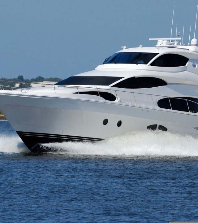 luxury yacht, boat, speed-1620040.jpg